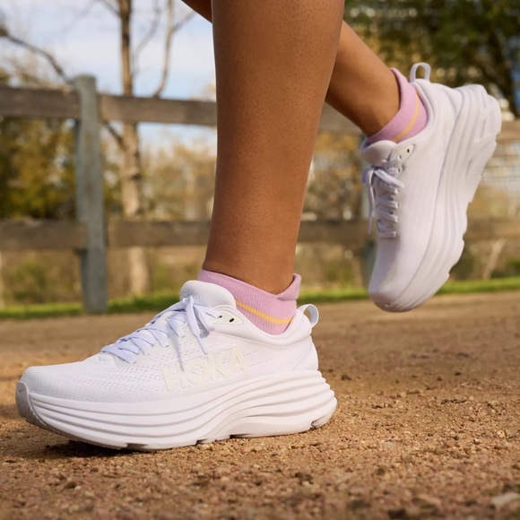 Hoka Shoes - New Hoka Bondi 8 Sneakers White